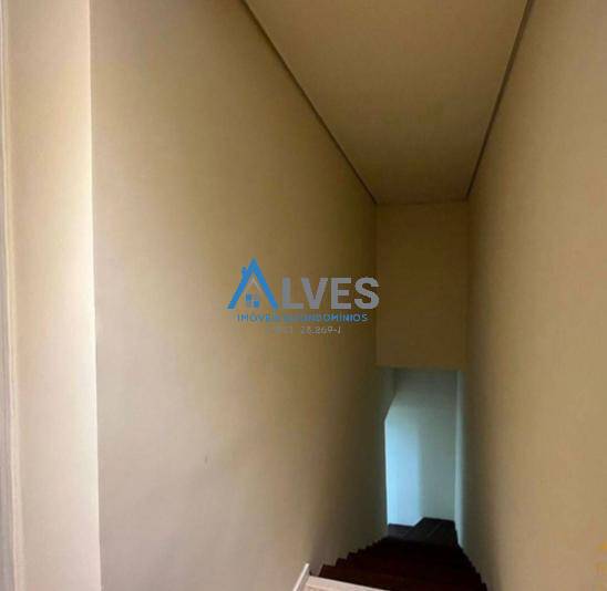 Casa à venda com 4 quartos, 190m² - Foto 26