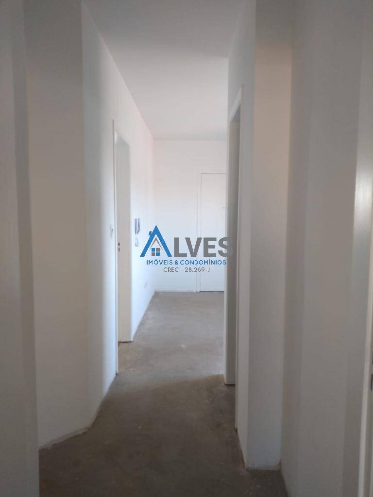 Apartamento à venda com 2 quartos, 79m² - Foto 11