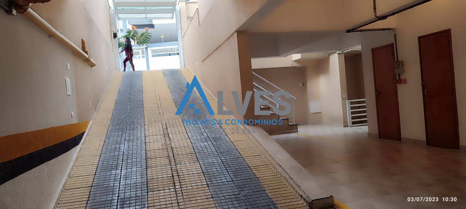 Apartamento à venda com 2 quartos, 85m² - Foto 4