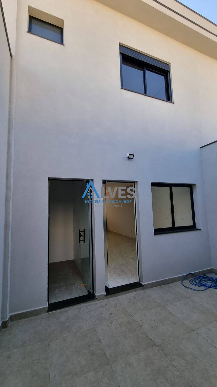 Casa à venda com 3 quartos, 170m² - Foto 35