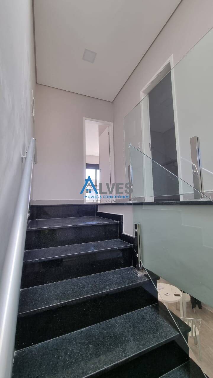 Casa à venda com 3 quartos, 170m² - Foto 15