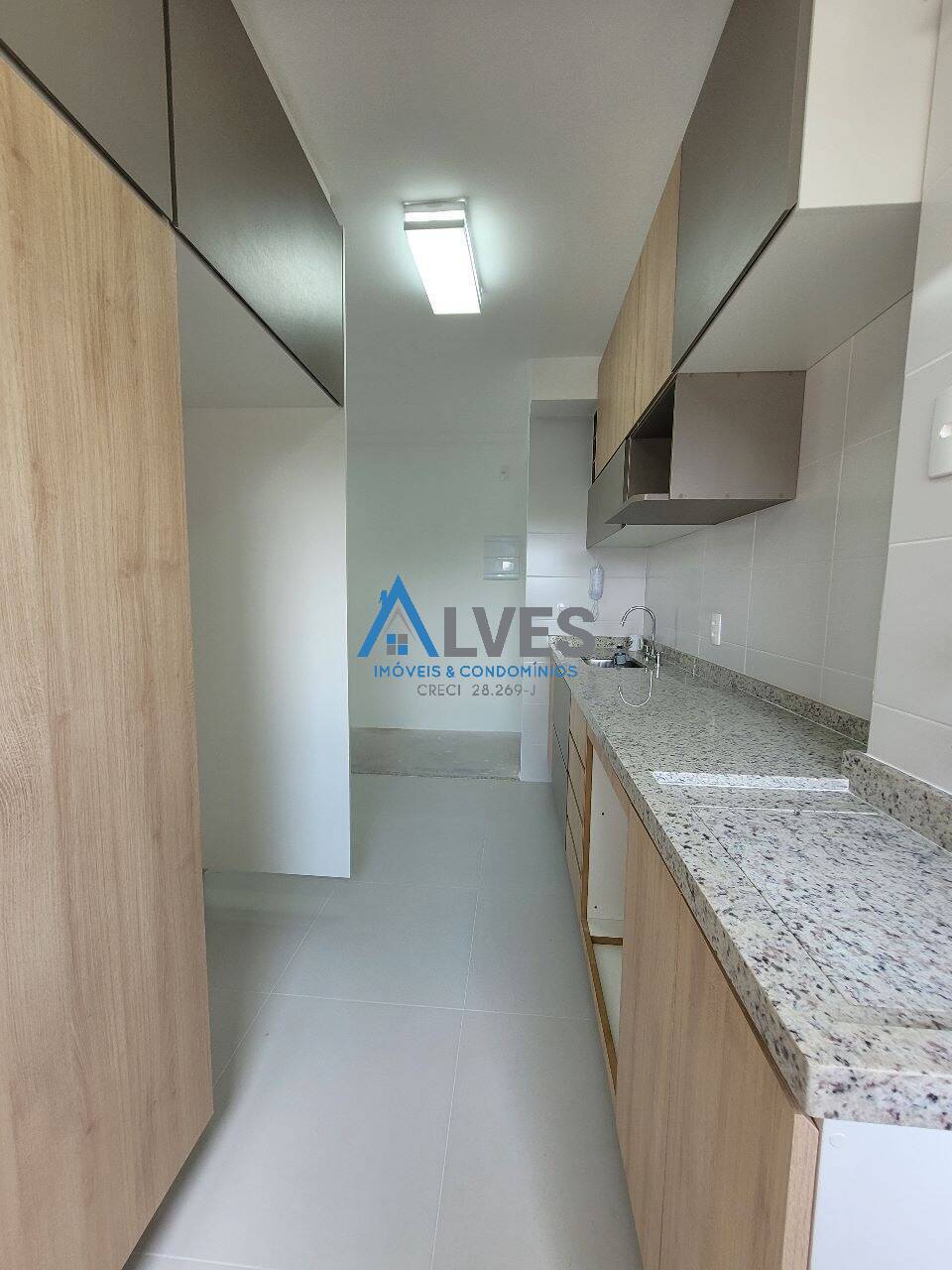 Apartamento à venda com 2 quartos, 55m² - Foto 3