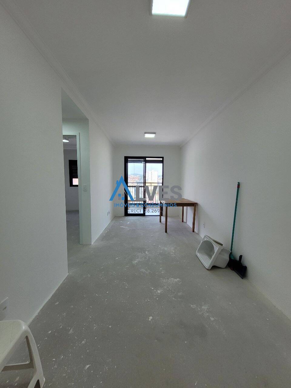 Apartamento à venda com 2 quartos, 55m² - Foto 12