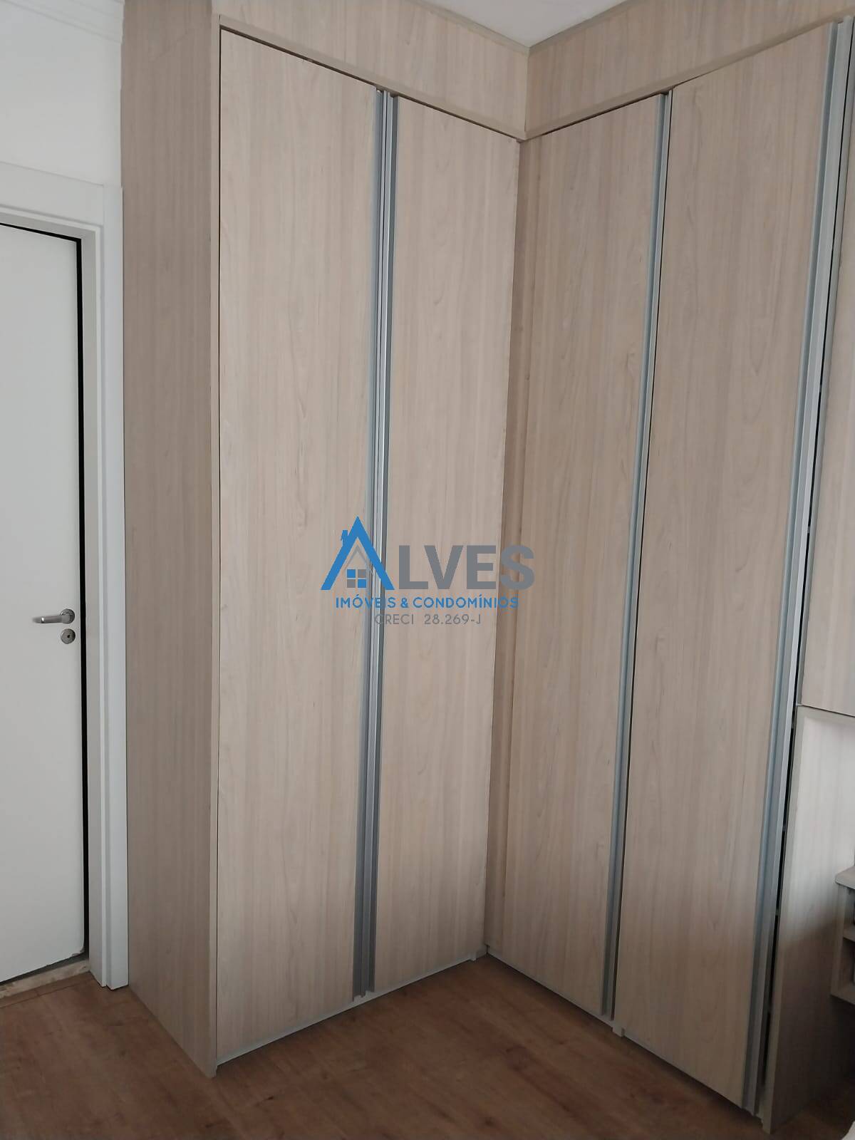 Apartamento à venda com 3 quartos, 71m² - Foto 9