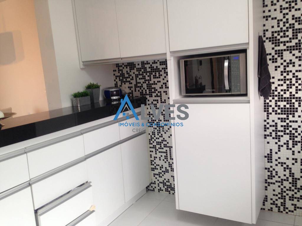 Apartamento à venda com 2 quartos, 69m² - Foto 3