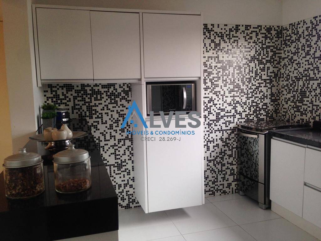 Apartamento à venda com 2 quartos, 69m² - Foto 5