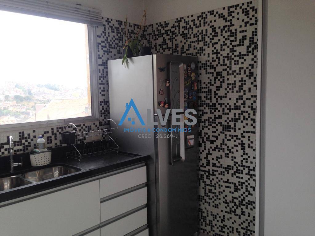 Apartamento à venda com 2 quartos, 69m² - Foto 4