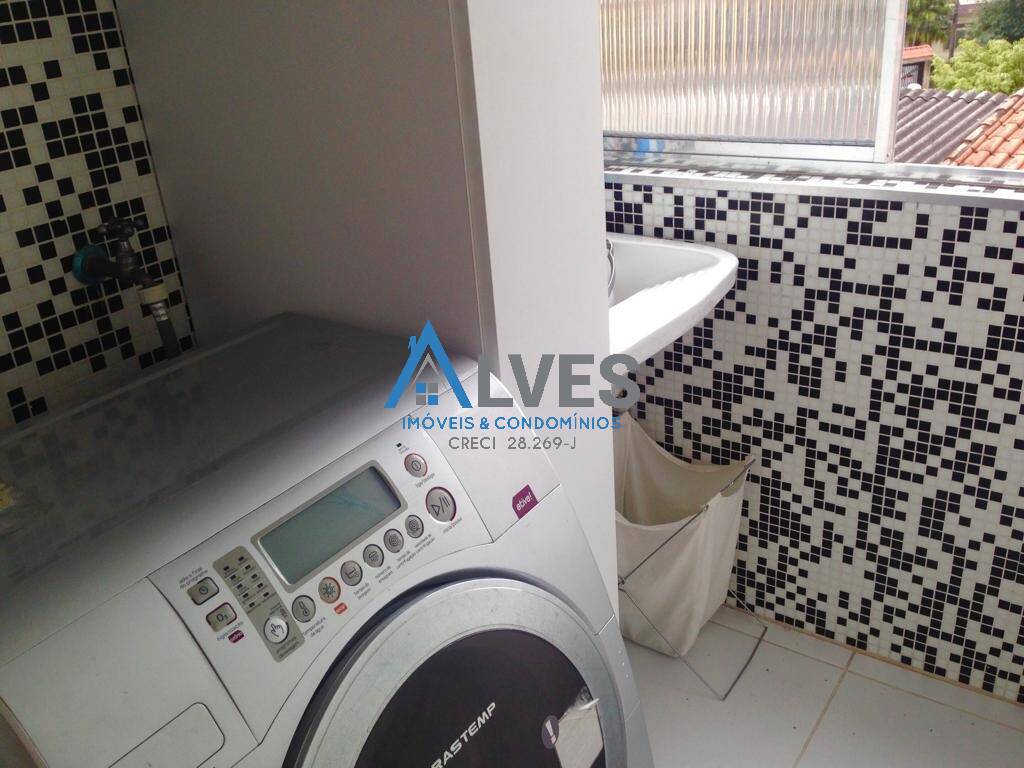 Apartamento à venda com 2 quartos, 69m² - Foto 6