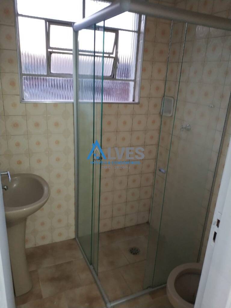 Casa à venda com 4 quartos, 200m² - Foto 5