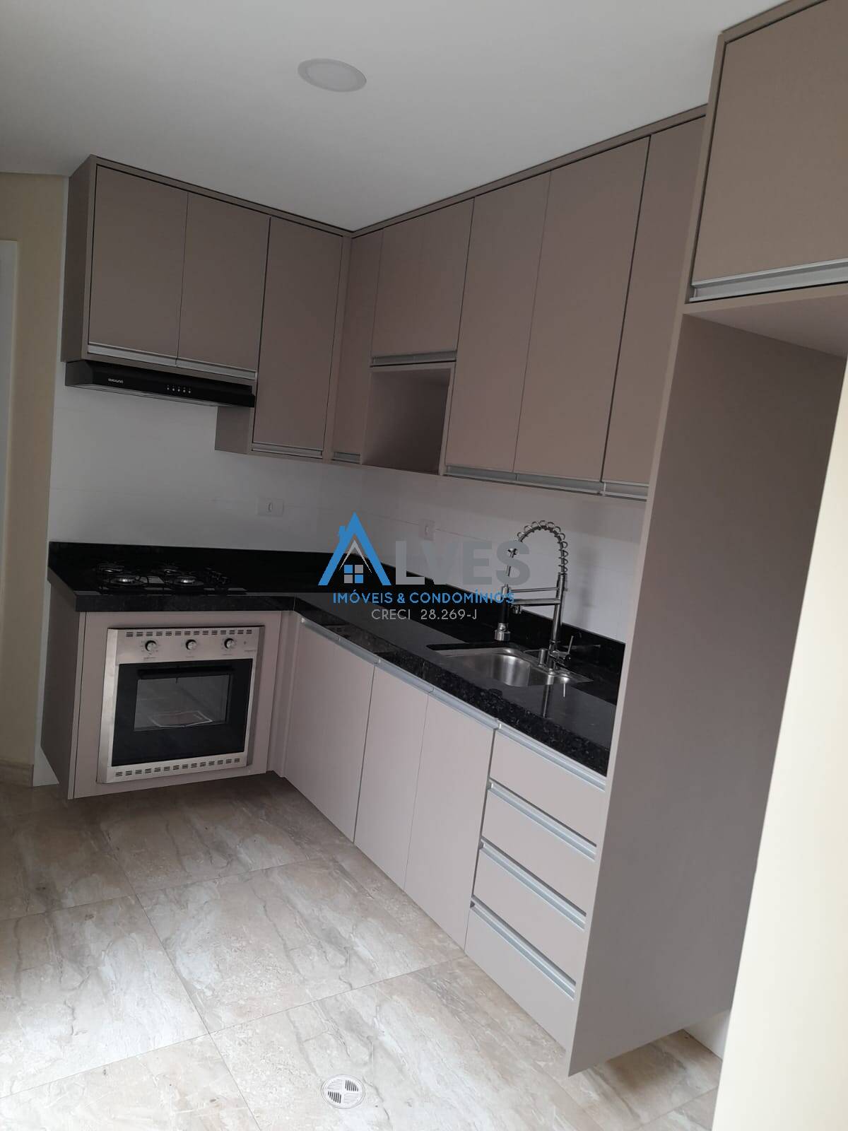 Apartamento à venda e aluguel com 2 quartos, 56m² - Foto 10