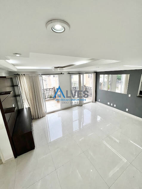 Apartamento à venda com 3 quartos, 110m² - Foto 22