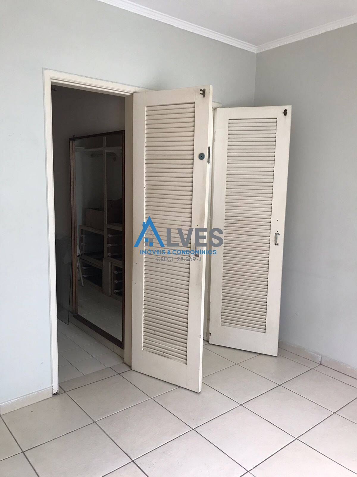 Casa à venda com 2 quartos, 135m² - Foto 12