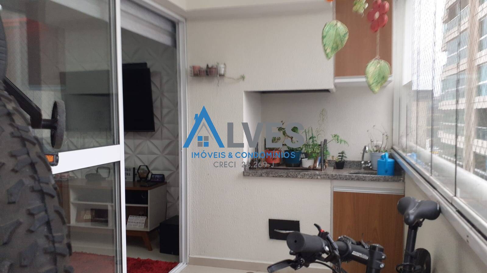 Apartamento à venda com 3 quartos, 83m² - Foto 7