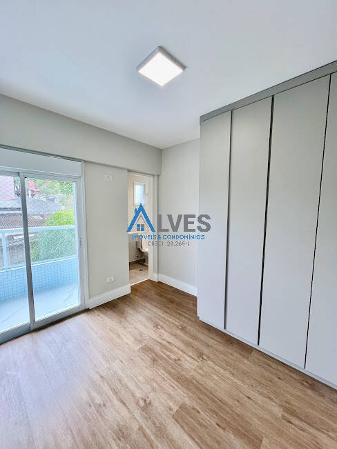 Apartamento à venda com 4 quartos, 156m² - Foto 12