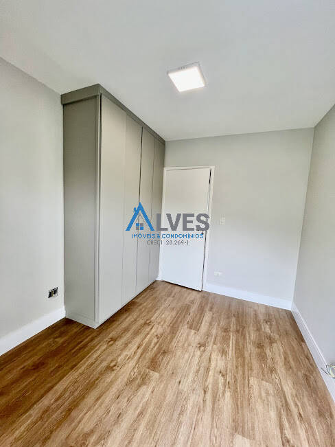 Apartamento à venda com 4 quartos, 156m² - Foto 18