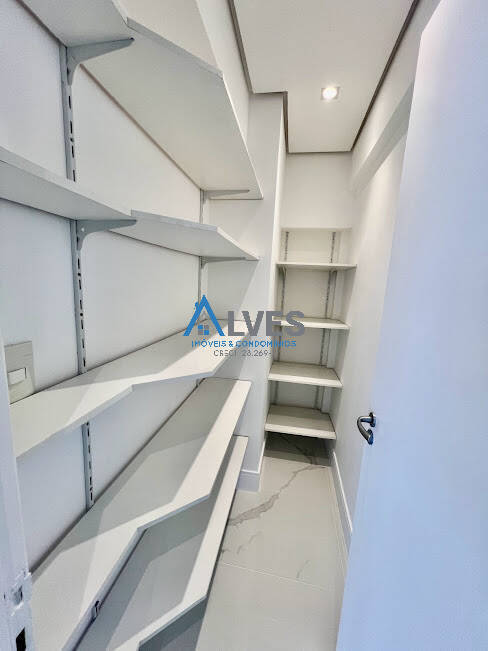 Apartamento à venda com 4 quartos, 156m² - Foto 42