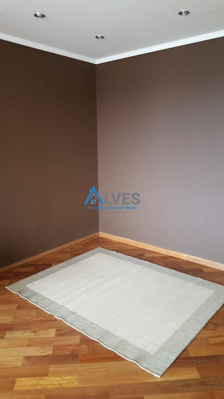 Apartamento para alugar com 3 quartos, 100m² - Foto 2