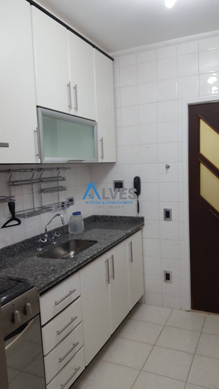 Apartamento para alugar com 3 quartos, 100m² - Foto 12