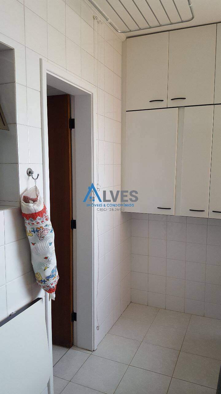 Apartamento para alugar com 3 quartos, 100m² - Foto 19