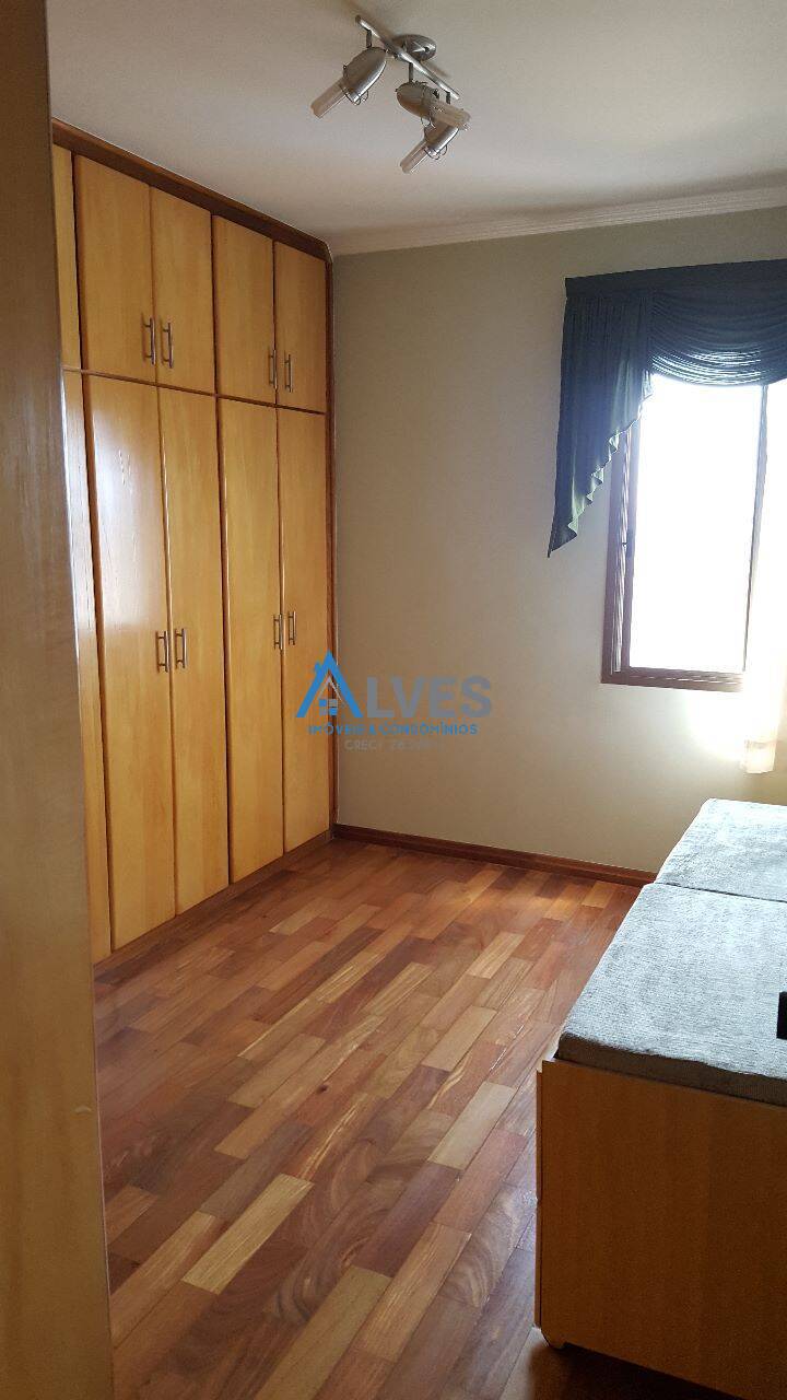 Apartamento para alugar com 3 quartos, 100m² - Foto 29