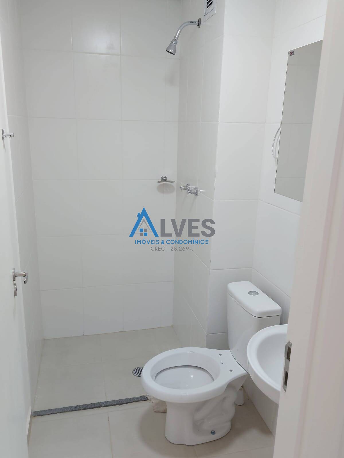 Apartamento à venda com 2 quartos, 43m² - Foto 5