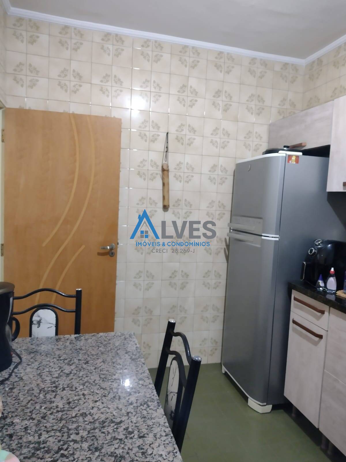 Apartamento à venda com 2 quartos, 62m² - Foto 4