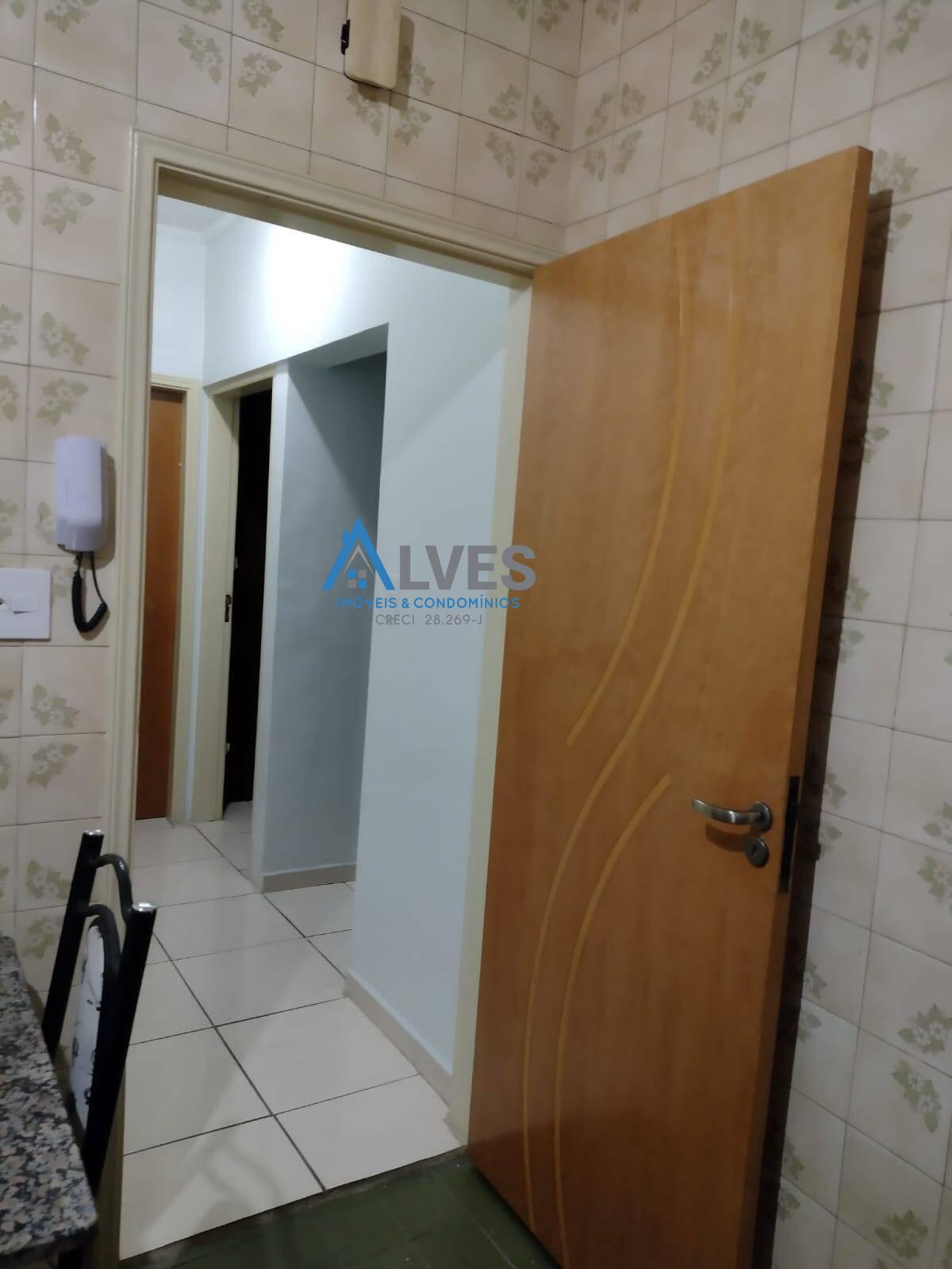 Apartamento à venda com 2 quartos, 62m² - Foto 5