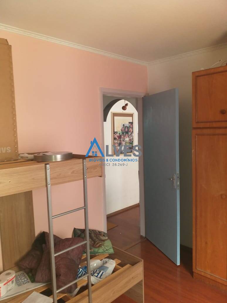 Apartamento à venda com 2 quartos, 64m² - Foto 3