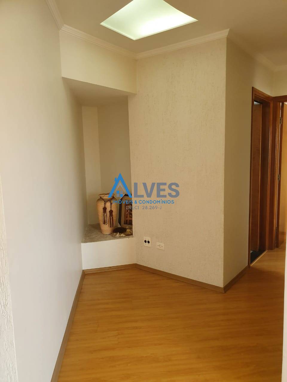 Apartamento à venda com 2 quartos, 60m² - Foto 10