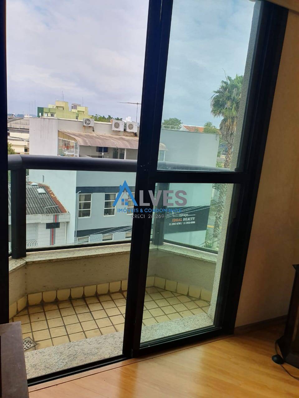 Apartamento à venda com 2 quartos, 60m² - Foto 12