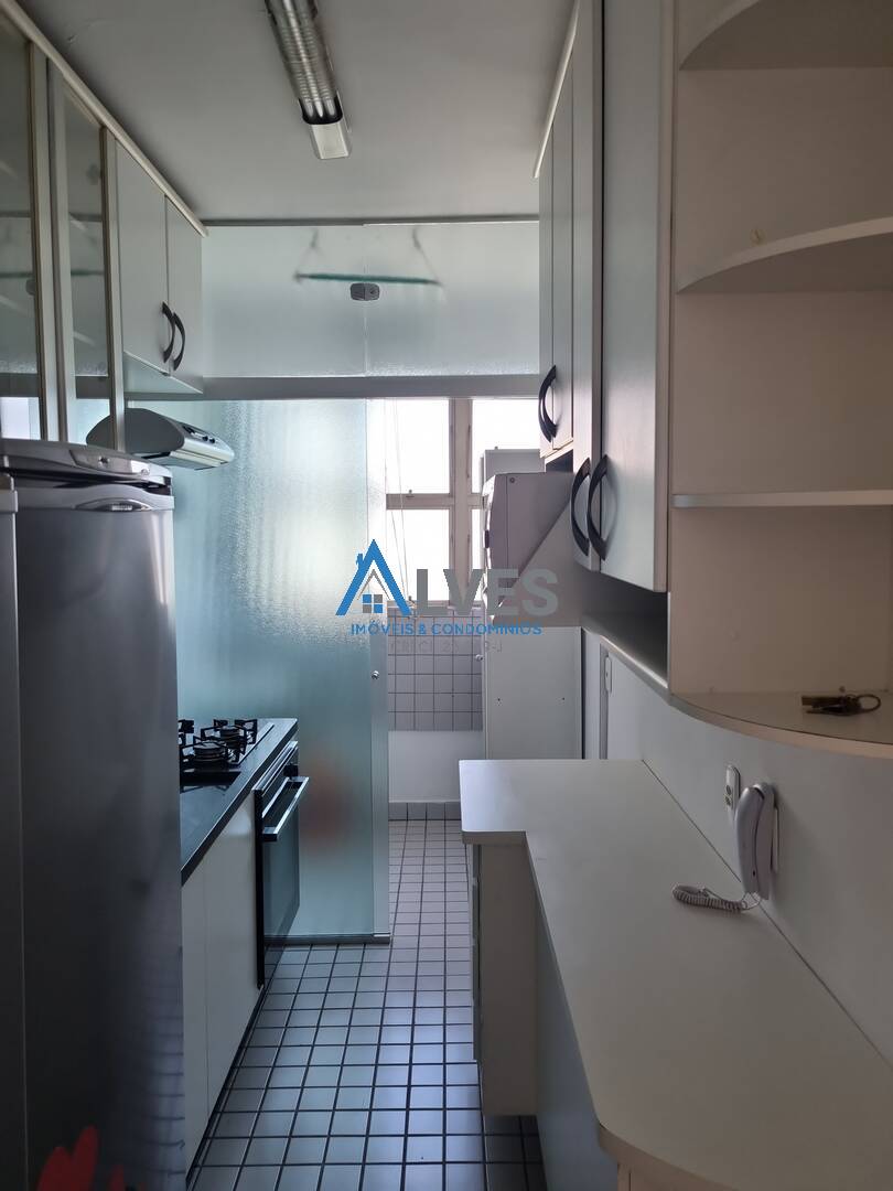 Apartamento à venda com 3 quartos, 65m² - Foto 6