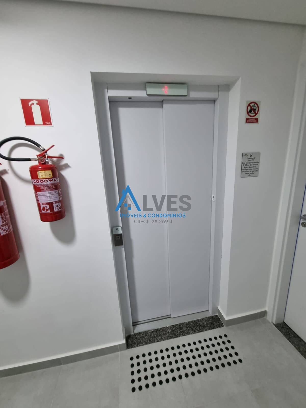 Apartamento à venda e aluguel com 2 quartos, 48m² - Foto 17