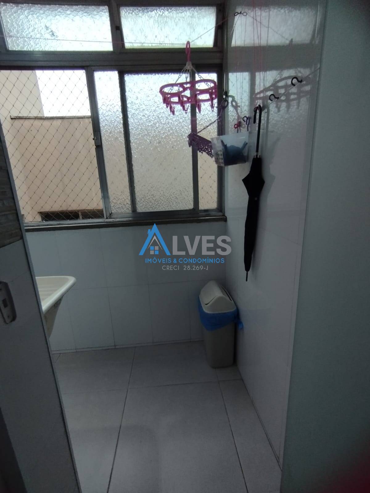 Apartamento à venda com 2 quartos, 67m² - Foto 9