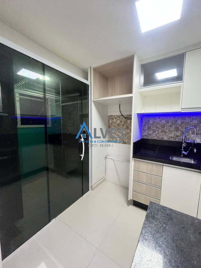 Apartamento à venda com 2 quartos, 61m² - Foto 5