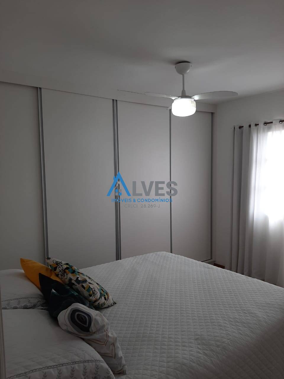 Apartamento à venda com 3 quartos, 142m² - Foto 6