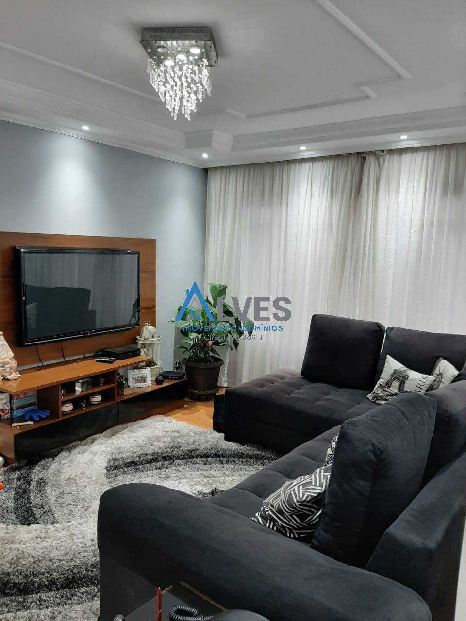 Apartamento à venda com 3 quartos, 142m² - Foto 2