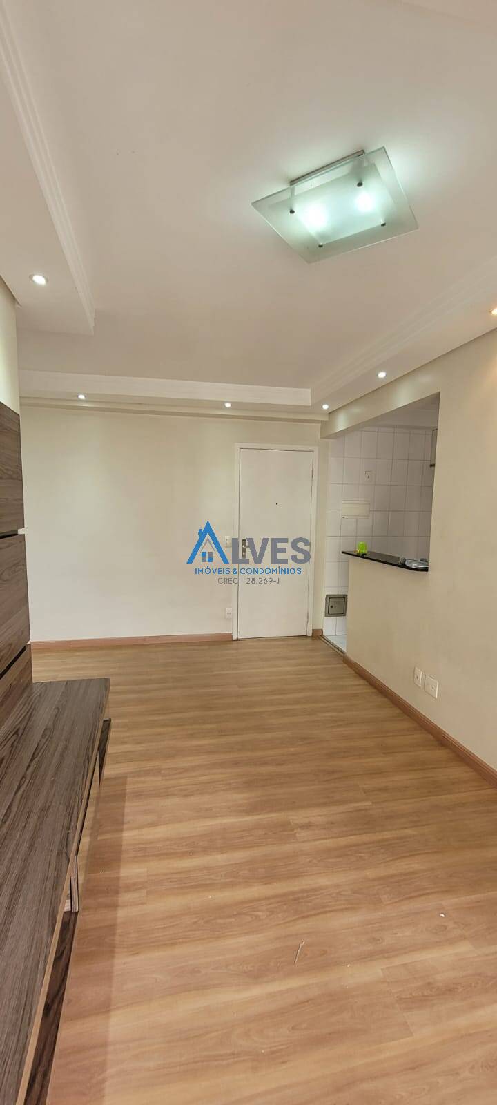 Apartamento à venda com 2 quartos, 60m² - Foto 2