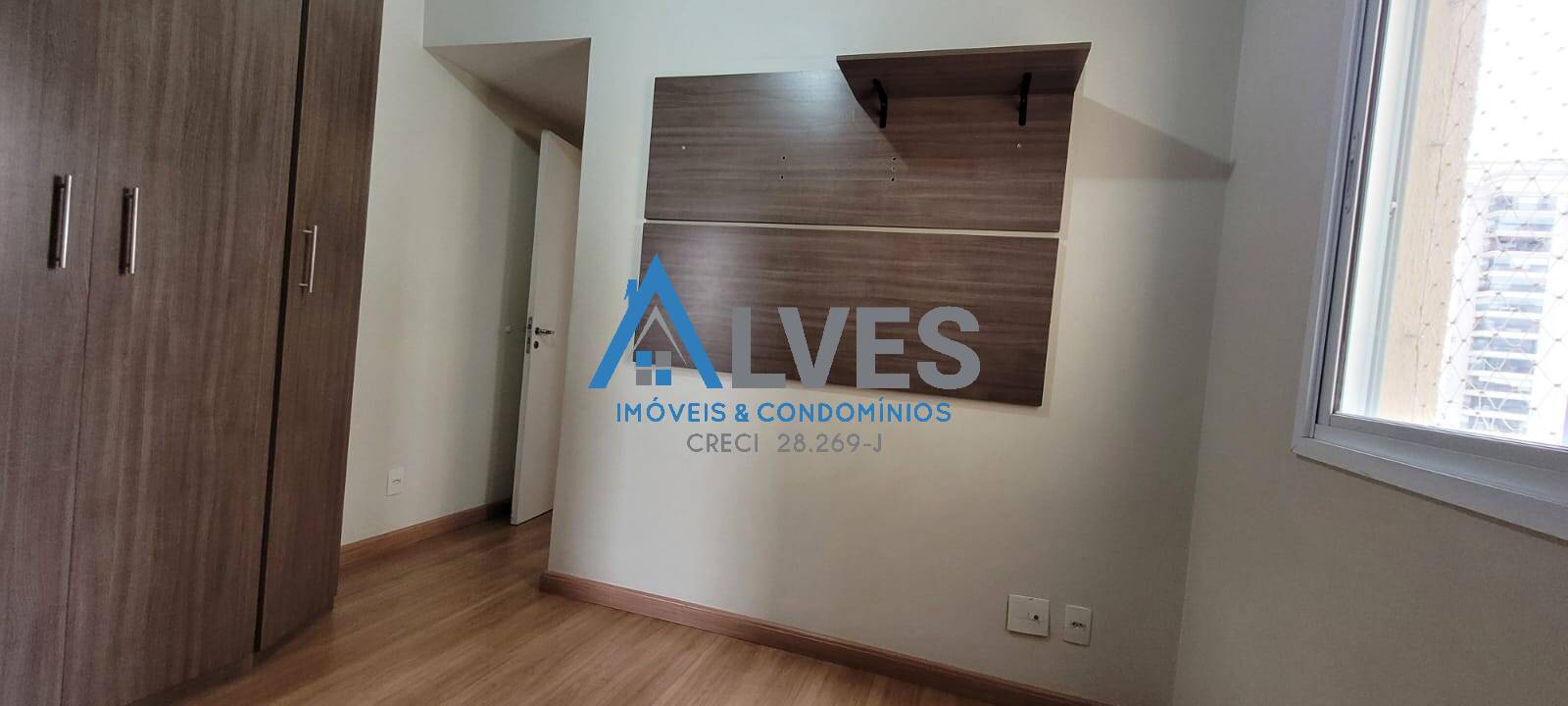 Apartamento à venda com 2 quartos, 60m² - Foto 13