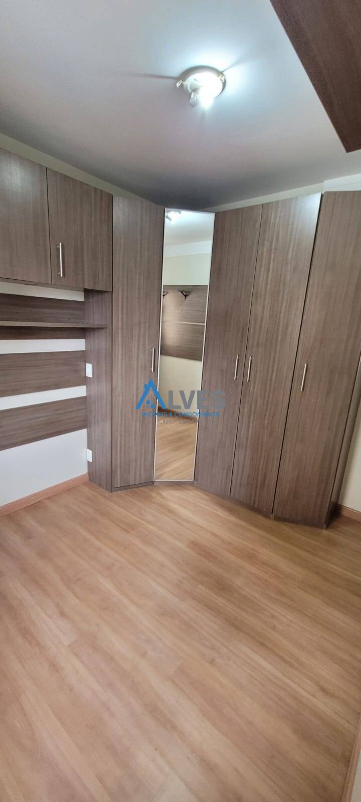 Apartamento à venda com 2 quartos, 60m² - Foto 14