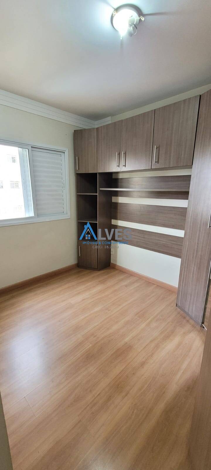 Apartamento à venda com 2 quartos, 60m² - Foto 15