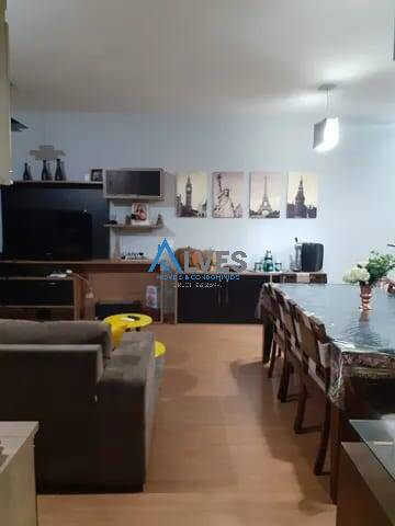 Apartamento à venda com 3 quartos - Foto 2