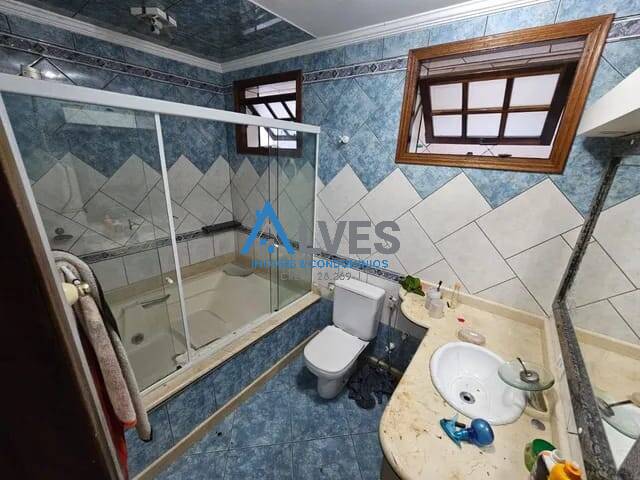 Casa à venda com 2 quartos, 250m² - Foto 4