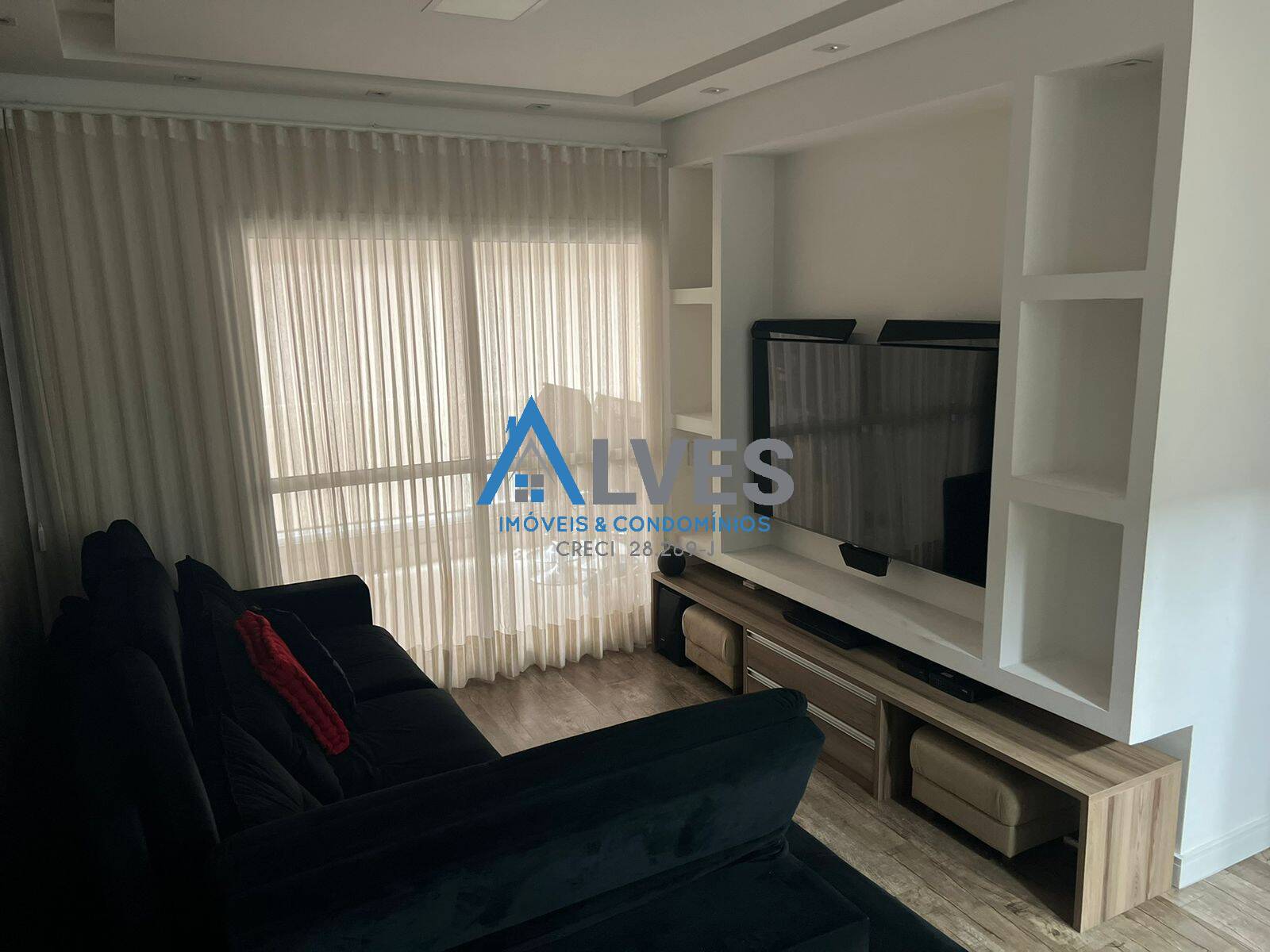 Apartamento à venda com 3 quartos, 94m² - Foto 1