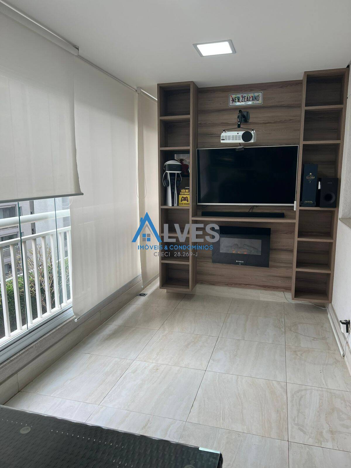 Apartamento à venda com 3 quartos, 94m² - Foto 8