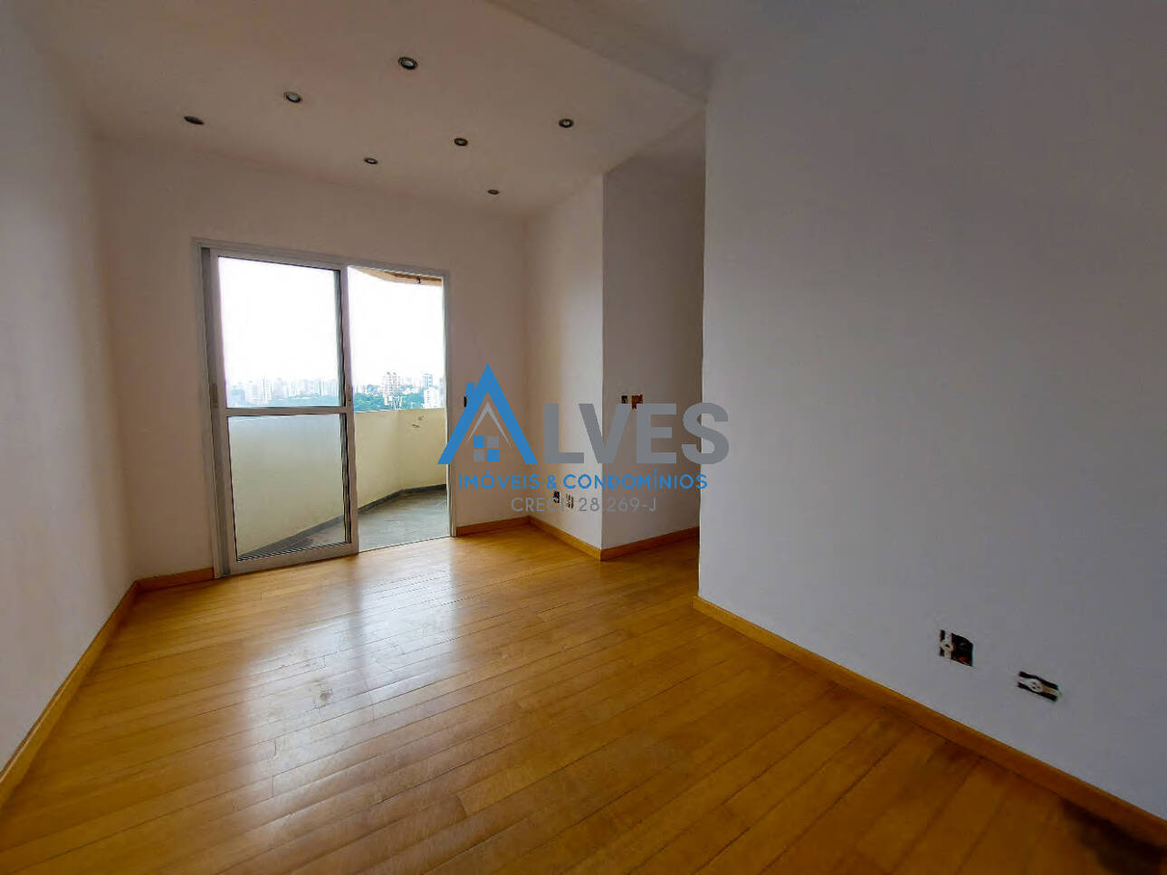 Apartamento à venda com 3 quartos, 67m² - Foto 3