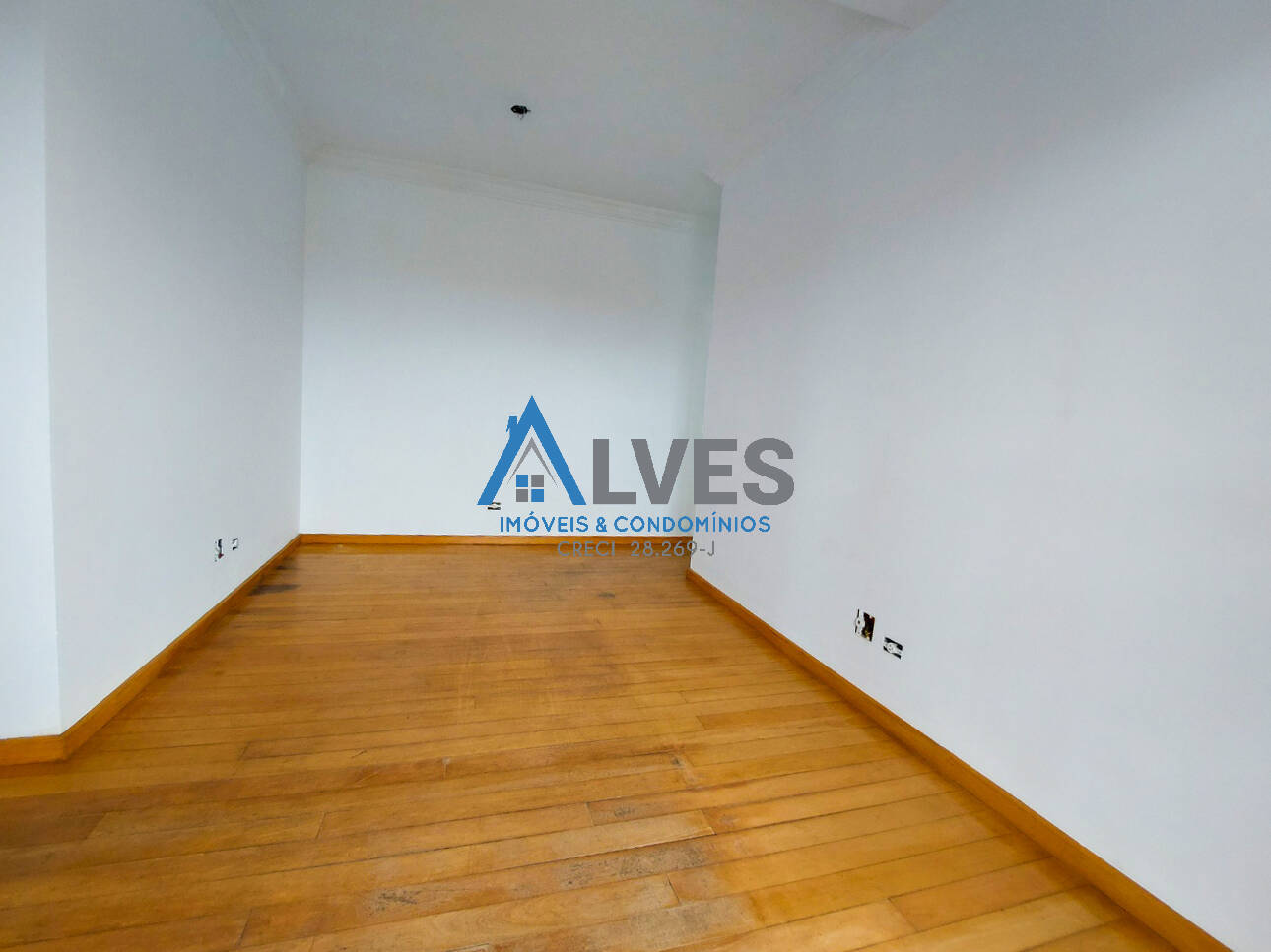 Apartamento à venda com 3 quartos, 67m² - Foto 4