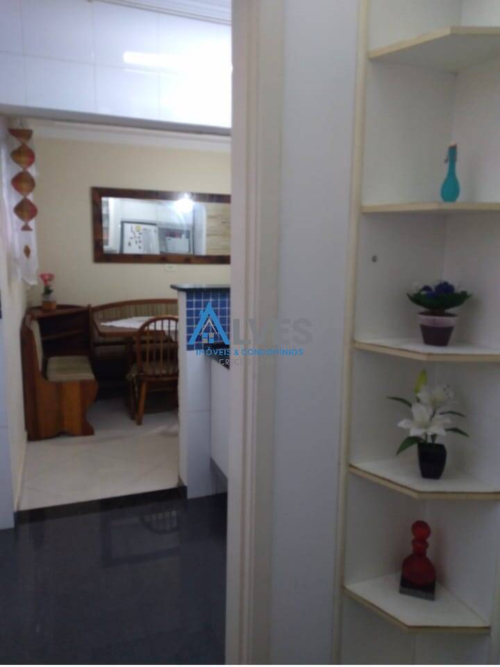 Apartamento à venda com 3 quartos, 110m² - Foto 10