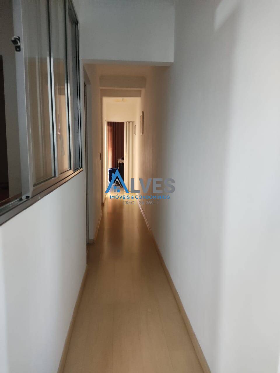 Casa à venda com 3 quartos, 182m² - Foto 9