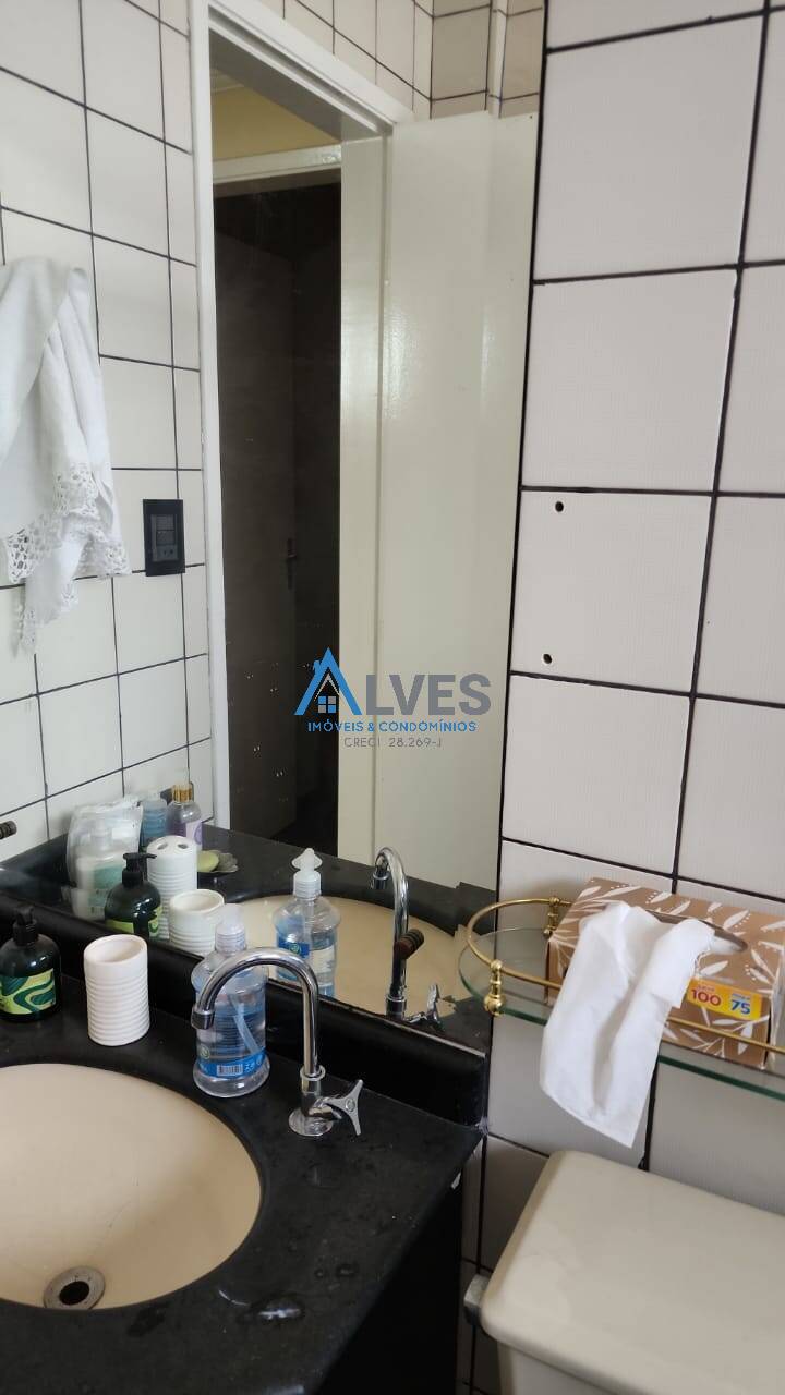 Apartamento à venda com 2 quartos, 70m² - Foto 16