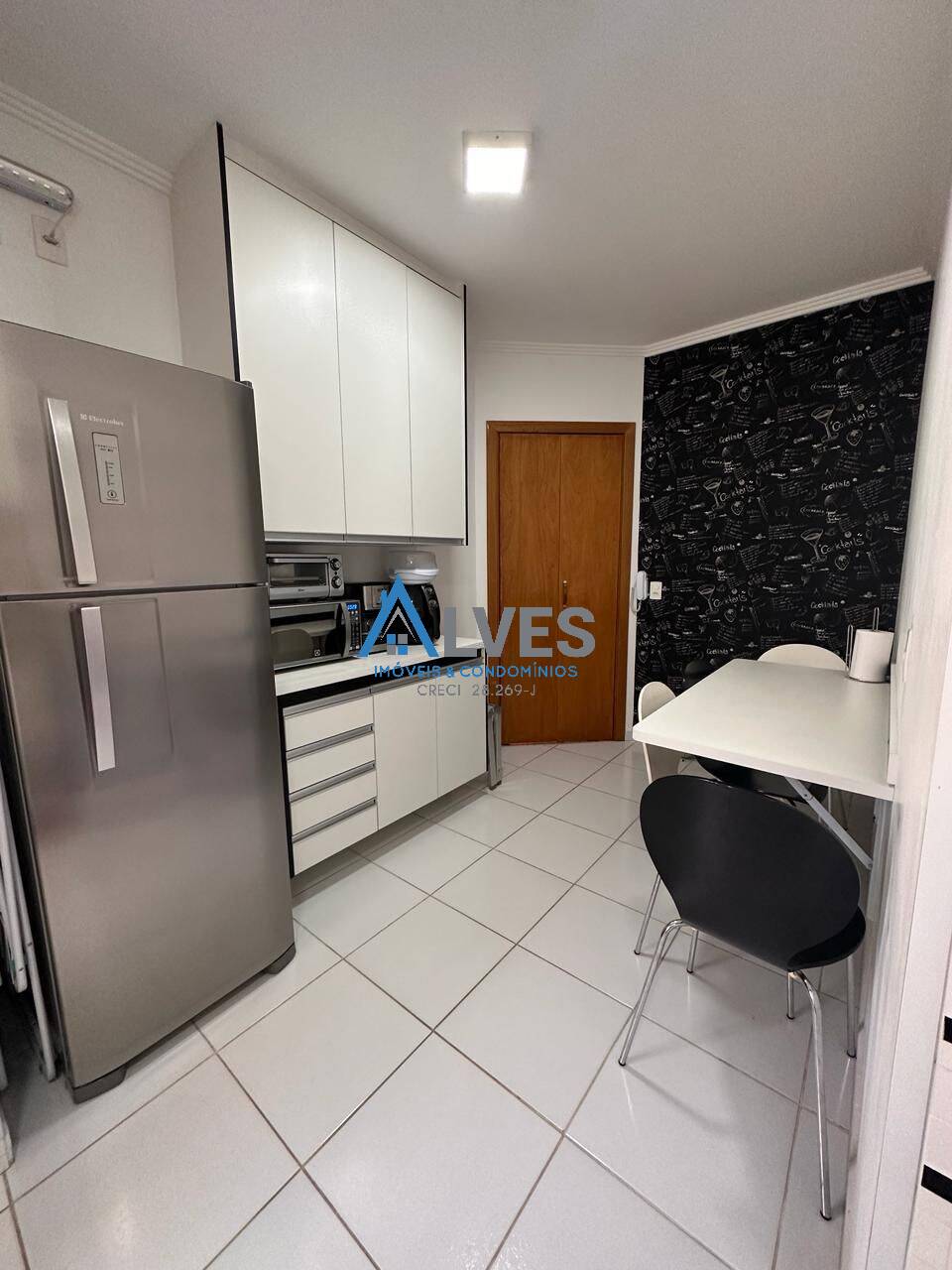 Apartamento à venda com 3 quartos, 82m² - Foto 5